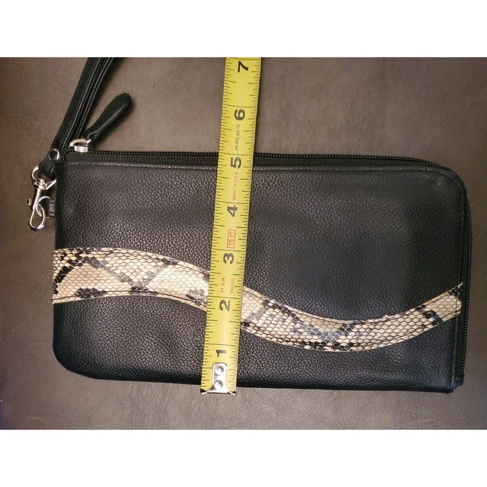 Buxton Black Pebbled Leather Wristlet Clutch Wallet Python Snake Skin Accent